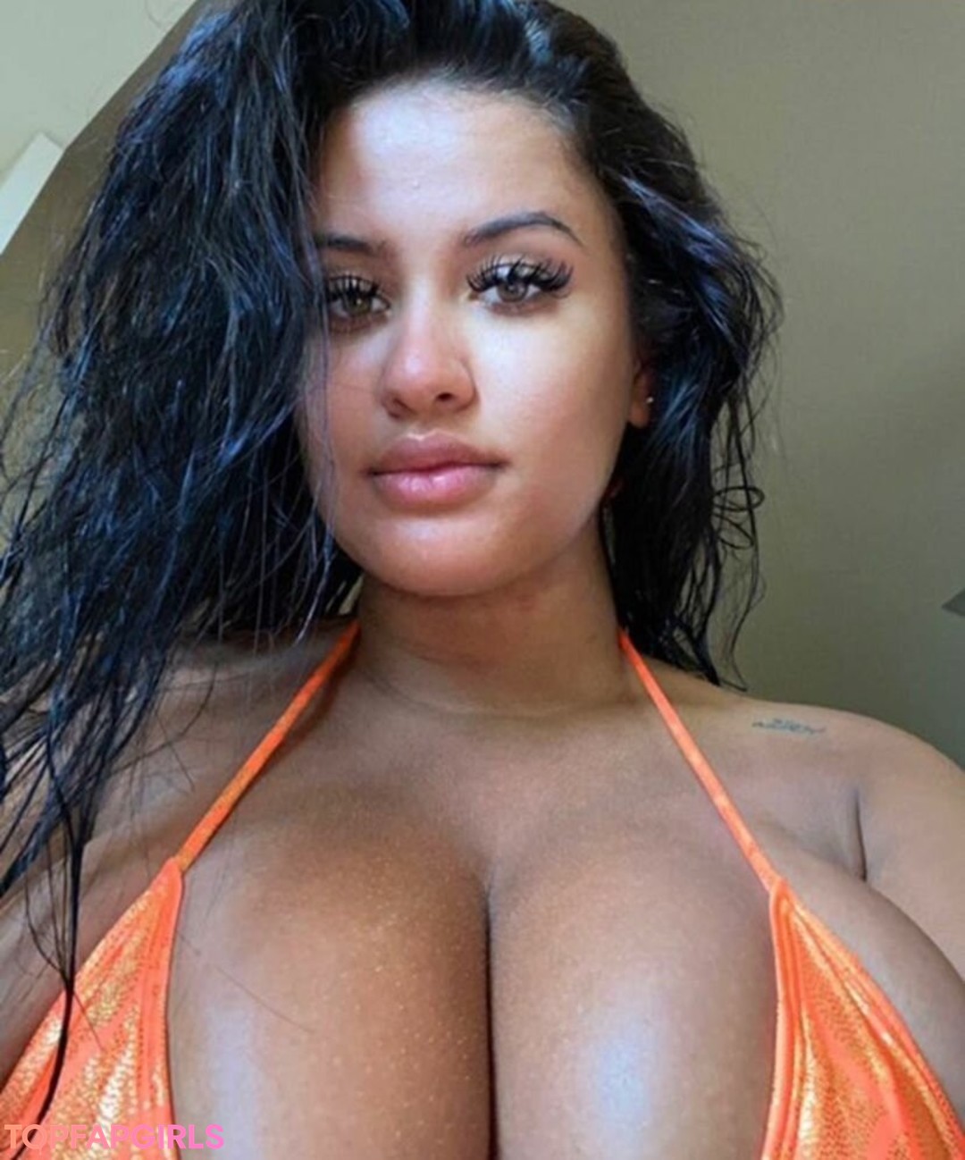 Foto desnuda filtrada de OnlyFans de Viphanaaels #192 Foto desnuda filtrada de OnlyFans de Viphanaaels #192