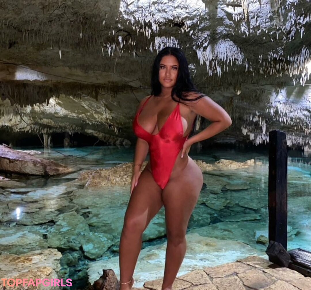 Foto desnuda filtrada de OnlyFans de Viphanaaels #242 Foto desnuda filtrada de OnlyFans de Viphanaaels #242