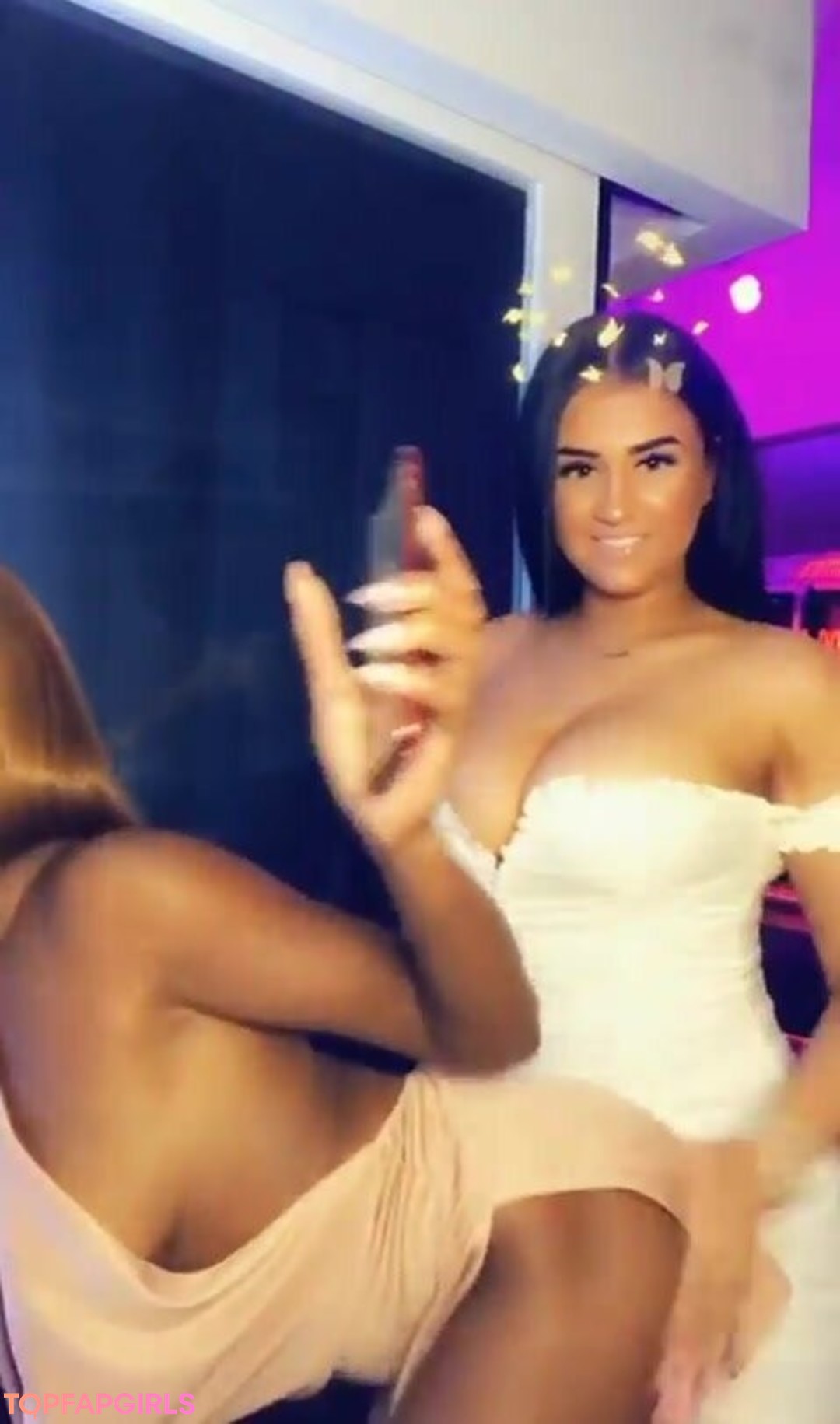 Foto desnuda filtrada de OnlyFans de Viphanaaels #85 Foto desnuda filtrada de OnlyFans de Viphanaaels #85