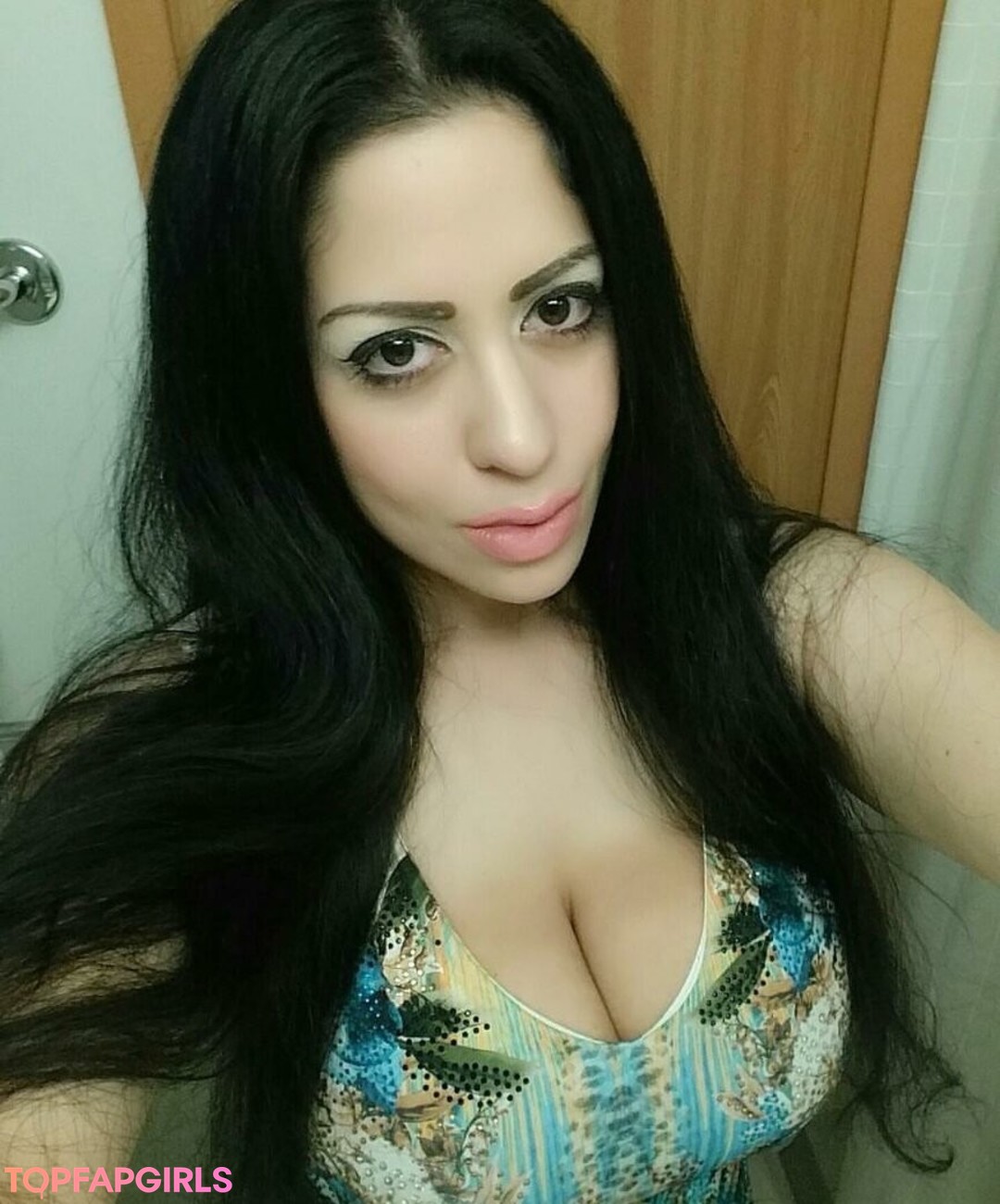 Foto desnuda filtrada de OnlyFans de Jennifer Cortez #16 Foto desnuda filtrada de OnlyFans de Jennifer Cortez #16