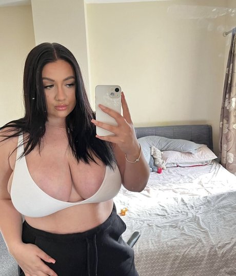 Chelsealeigh