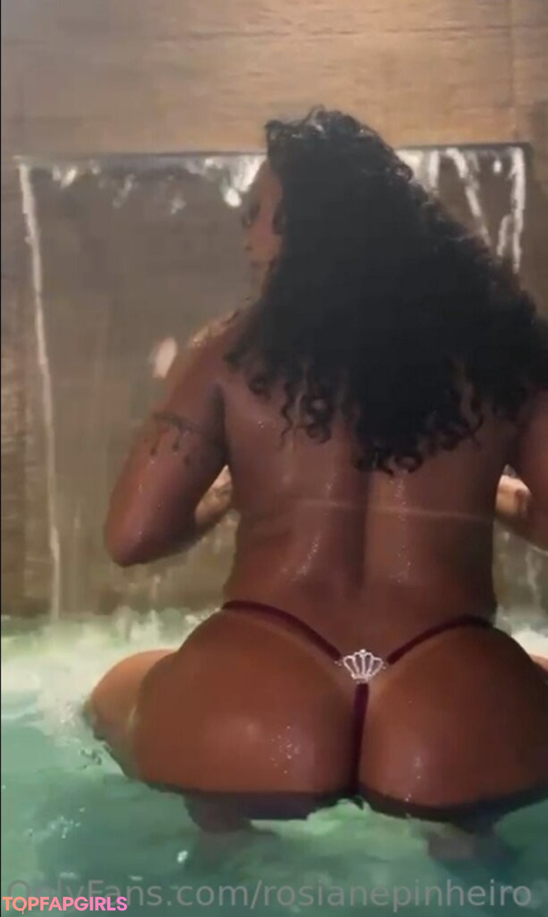 Foto desnuda filtrada de OnlyFans de Rosiane Pinheiro #375 Foto desnuda filtrada de OnlyFans de Rosiane Pinheiro #375