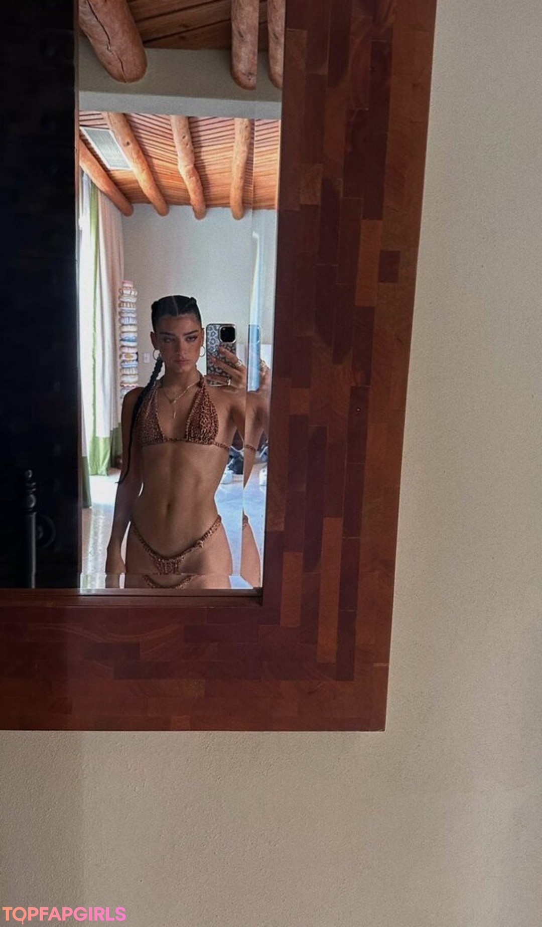 Foto desnuda filtrada de OnlyFans de Dixie Damelio #278 Foto desnuda filtrada de OnlyFans de Dixie Damelio #278