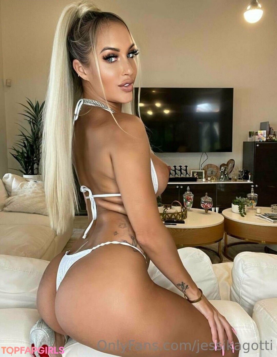 Foto desnuda filtrada de OnlyFans de Jessikagotti #1010 Foto desnuda filtrada de OnlyFans de Jessikagotti #1010