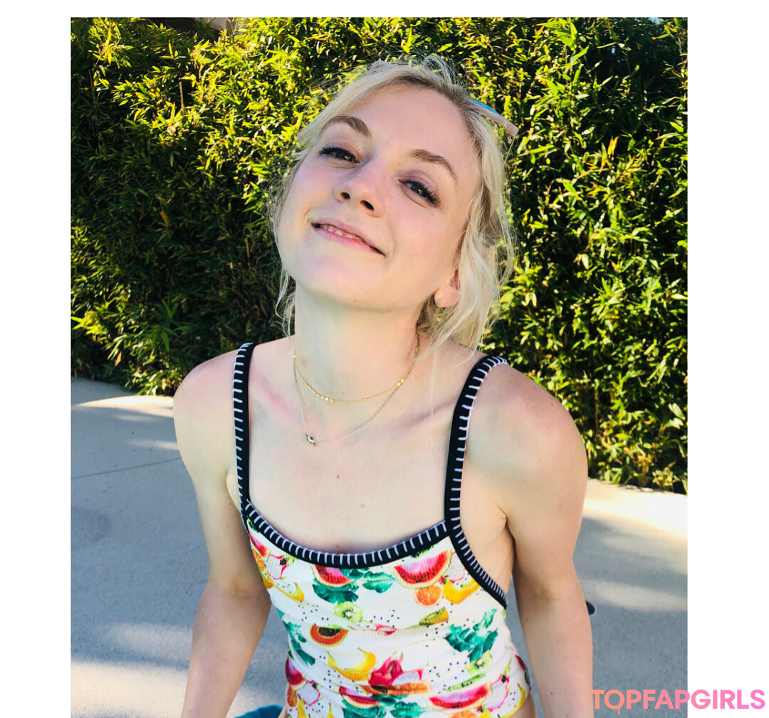 Foto desnuda filtrada de OnlyFans de Emily Kinney #9 Foto desnuda filtrada de OnlyFans de Emily Kinney #9