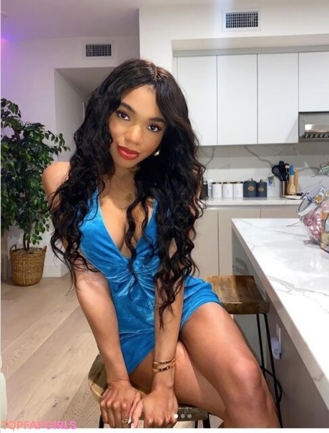 Foto desnuda filtrada de OnlyFans de Teala Dunn #5 Foto desnuda filtrada de OnlyFans de Teala Dunn #5