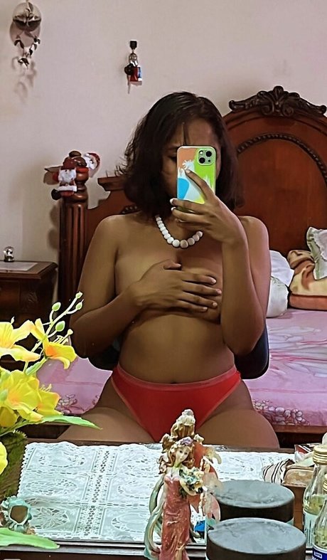 Foto desnuda filtrada de OnlyFans de Mirima Tricia Gerard