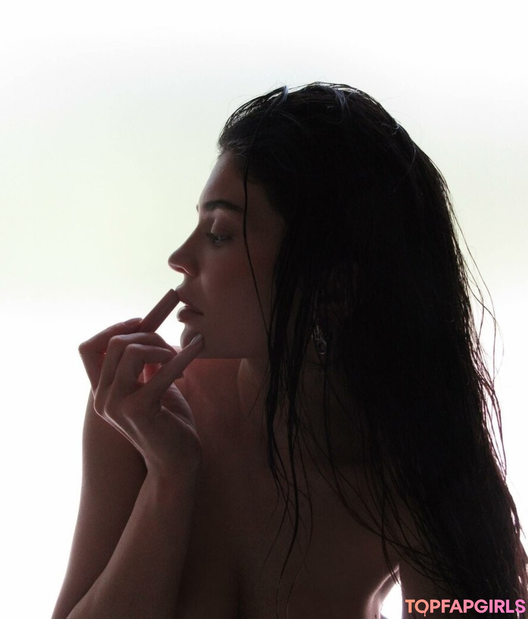 Foto desnuda filtrada de OnlyFans de Kylie Jenner #1207