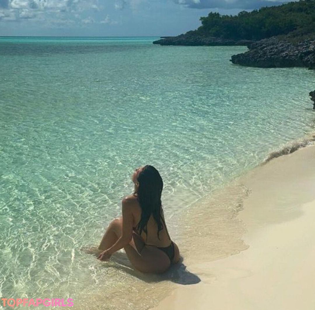 Foto desnuda filtrada de OnlyFans de Kylie Jenner #1320 Foto desnuda filtrada de OnlyFans de Kylie Jenner #1320
