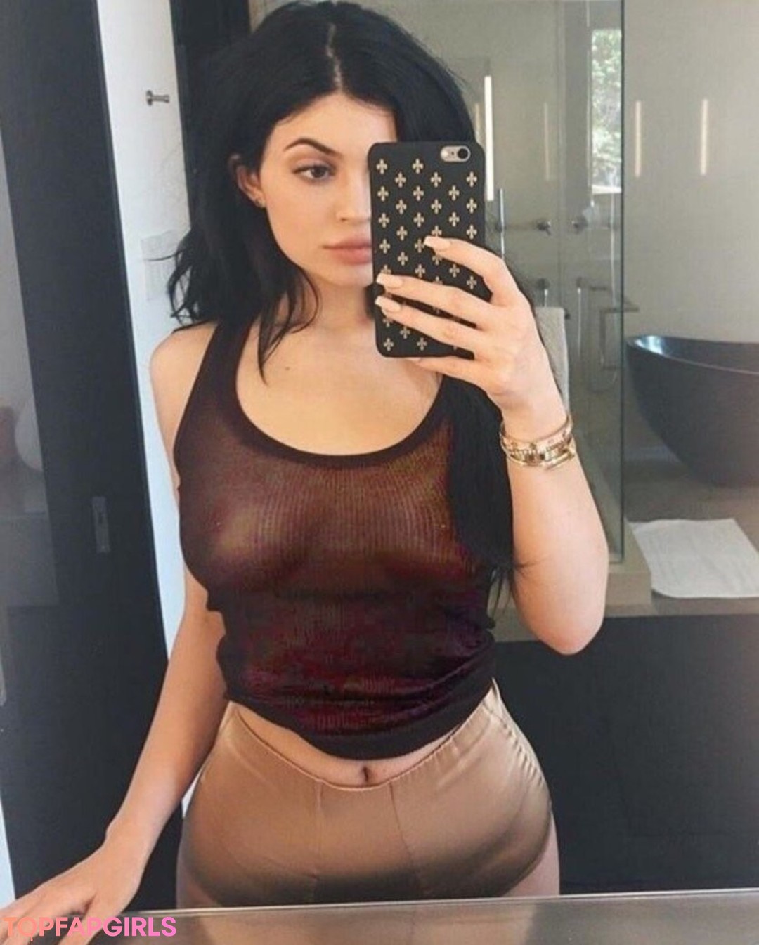 Foto desnuda filtrada de OnlyFans de Kylie Jenner #128 Foto desnuda filtrada de OnlyFans de Kylie Jenner #128