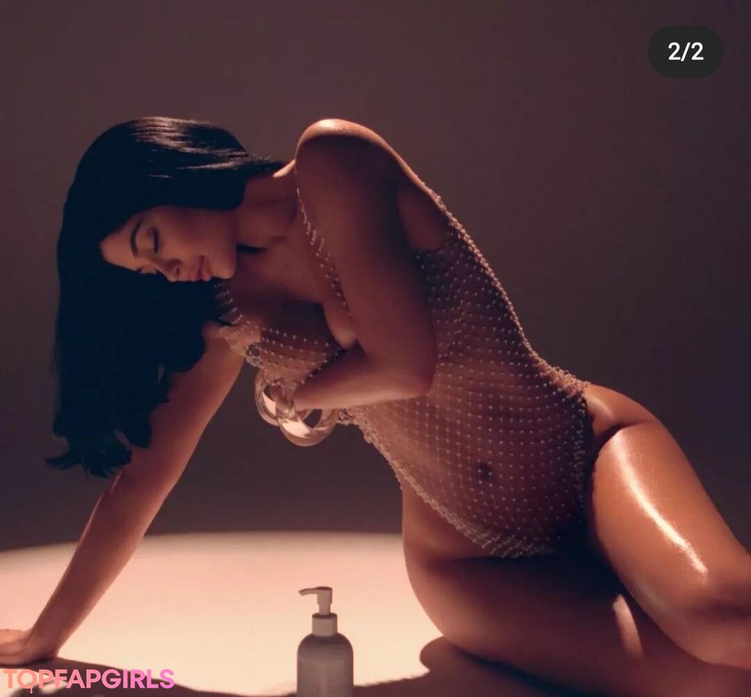 Foto desnuda filtrada de OnlyFans de Kylie Jenner #197 Foto desnuda filtrada de OnlyFans de Kylie Jenner #197