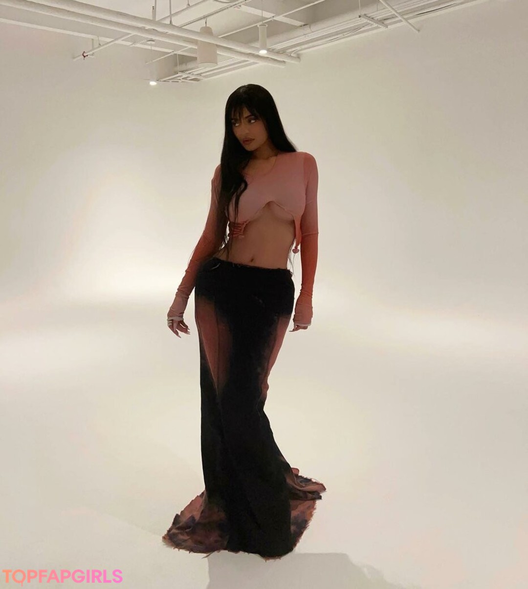 Foto desnuda filtrada de OnlyFans de Kylie Jenner #436 Foto desnuda filtrada de OnlyFans de Kylie Jenner #436