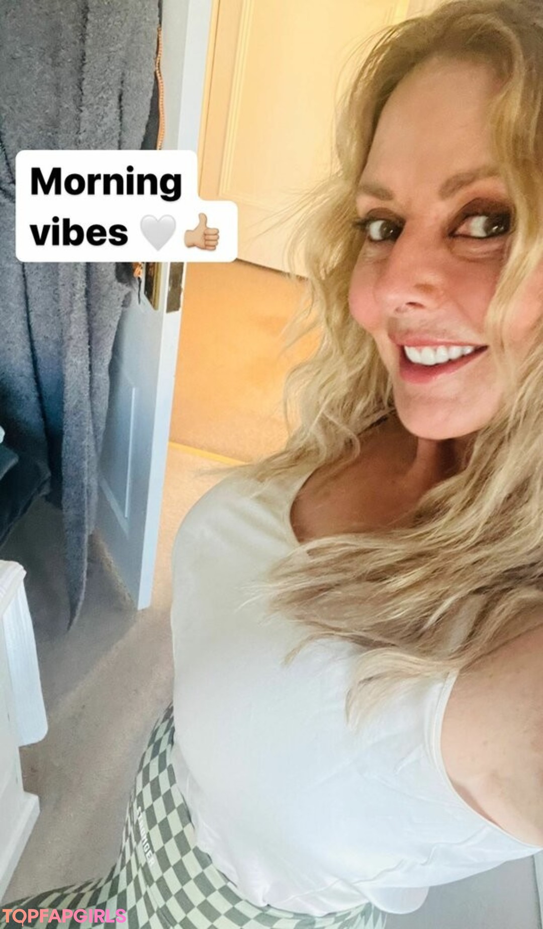 Foto desnuda filtrada de OnlyFans de Carol Vorderman #1142 Foto desnuda filtrada de OnlyFans de Carol Vorderman #1142