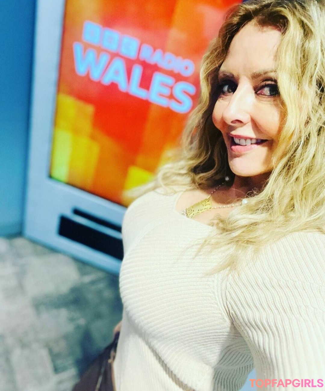 Foto desnuda filtrada de OnlyFans de Carol Vorderman #1151