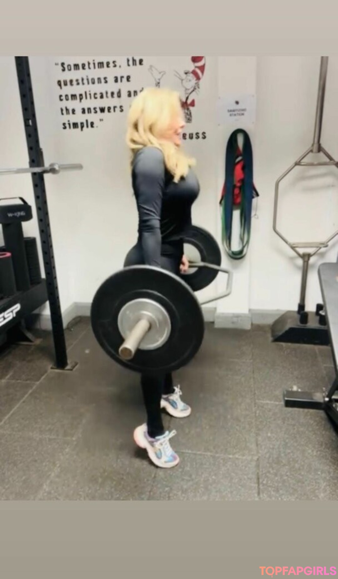 Foto desnuda filtrada de OnlyFans de Carol Vorderman #890 Foto desnuda filtrada de OnlyFans de Carol Vorderman #890