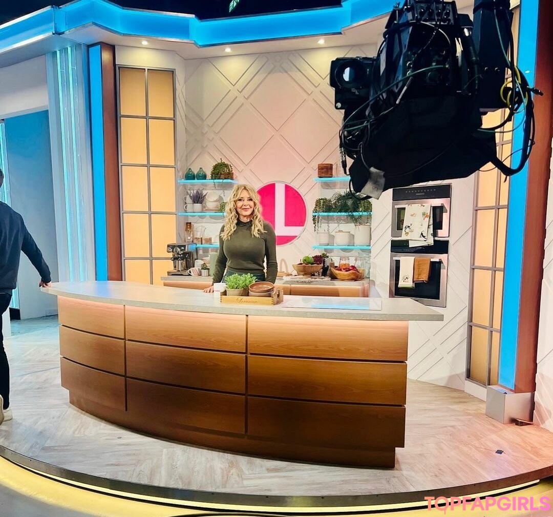 Foto desnuda filtrada de OnlyFans de Carol Vorderman #901 Foto desnuda filtrada de OnlyFans de Carol Vorderman #901