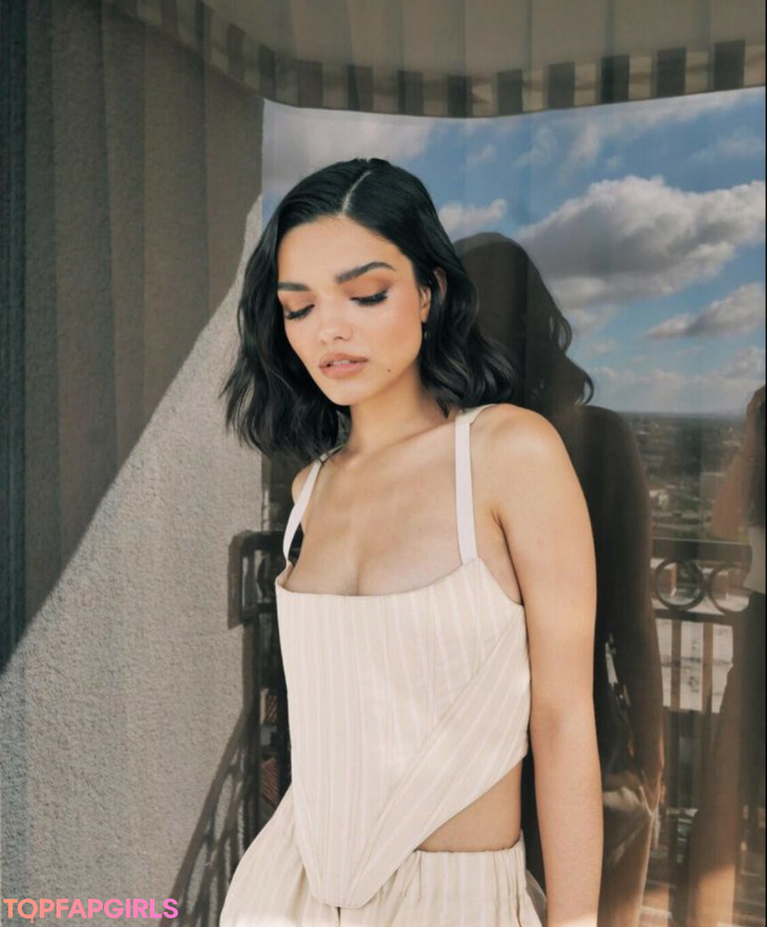 Foto desnuda filtrada de OnlyFans de Rachel Zegler #149 Foto desnuda filtrada de OnlyFans de Rachel Zegler #149