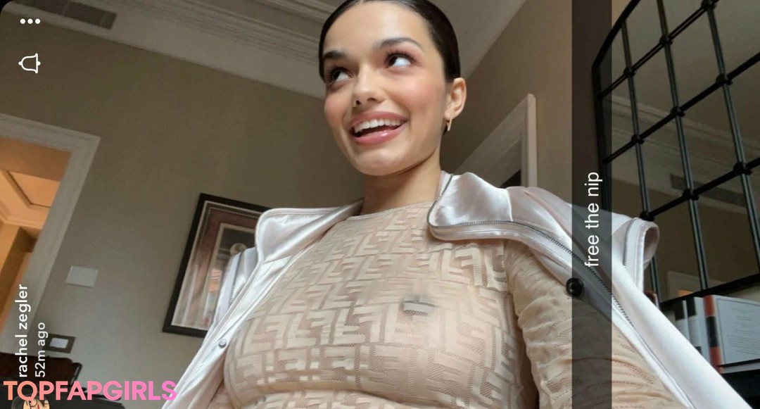 Foto desnuda filtrada de OnlyFans de Rachel Zegler #185 Foto desnuda filtrada de OnlyFans de Rachel Zegler #185