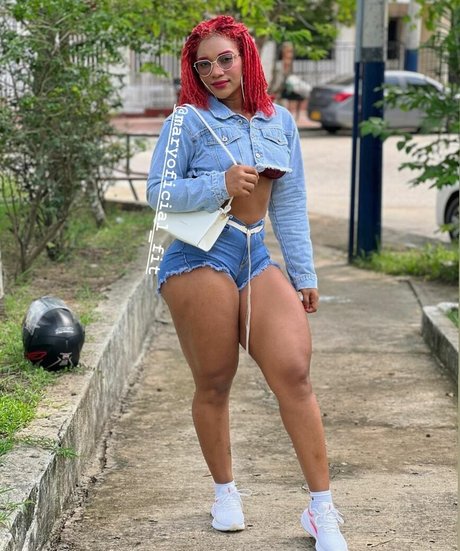 Maryoficial_fit