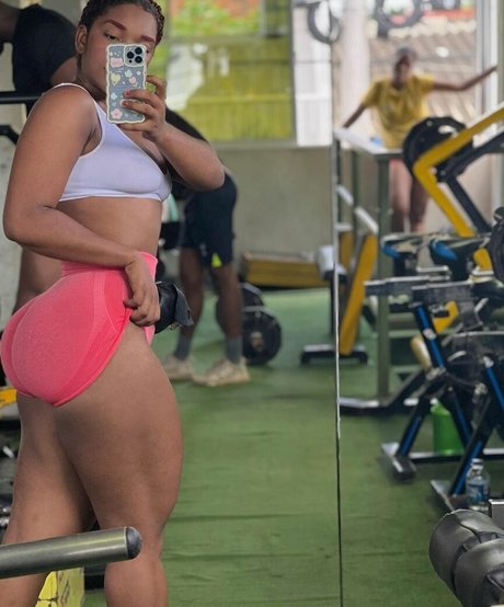 Maryoficial_fit