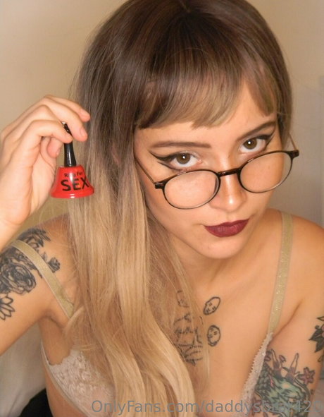 Foto desnuda filtrada de OnlyFans de Daddysbrat420