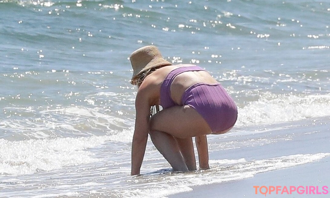 Foto desnuda filtrada de OnlyFans de Hilary Duff #332 Foto desnuda filtrada de OnlyFans de Hilary Duff #332