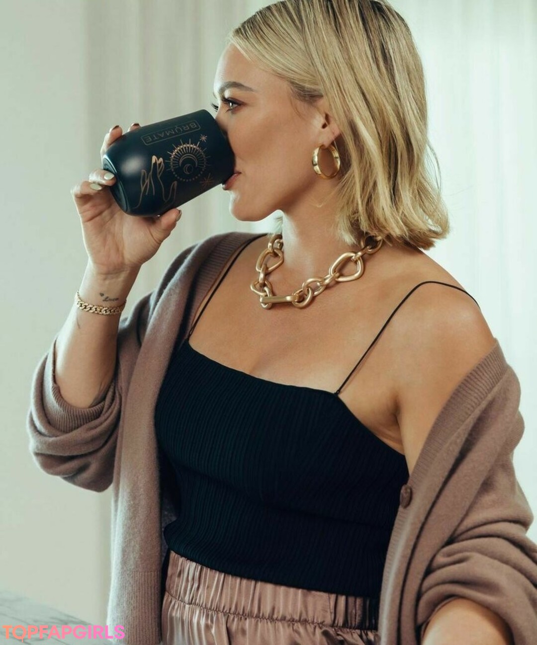 Foto desnuda filtrada de OnlyFans de Hilary Duff #815 Foto desnuda filtrada de OnlyFans de Hilary Duff #815