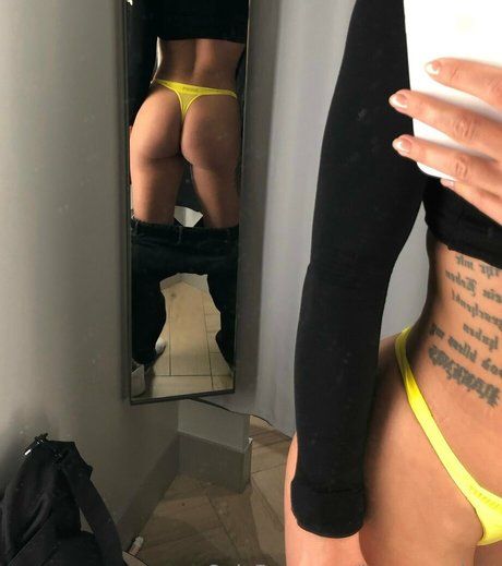 Foto desnuda filtrada de OnlyFans de Karmaprivat