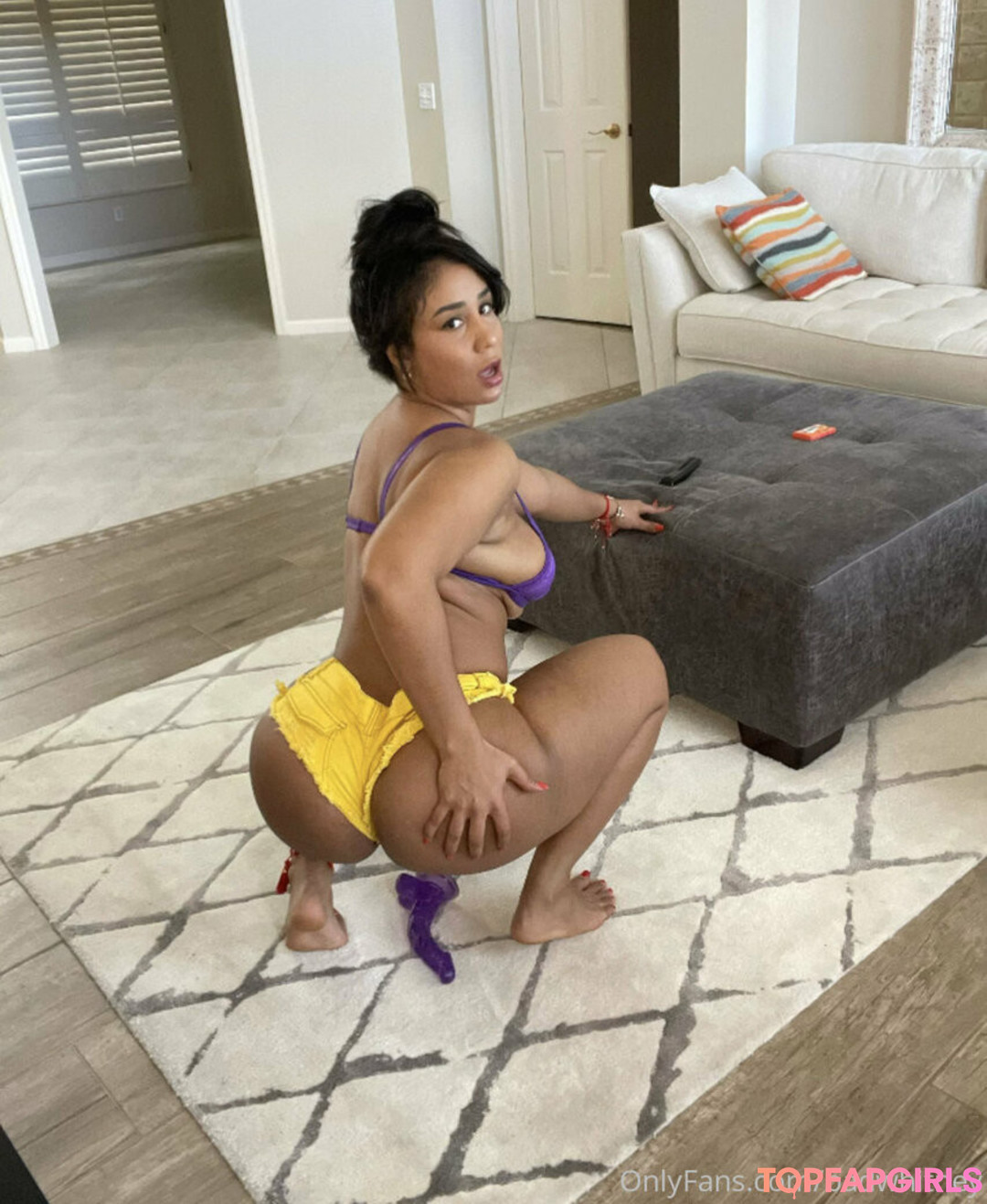 Foto desnuda filtrada de OnlyFans de Badwhitney #99 Foto desnuda filtrada de OnlyFans de Badwhitney #99
