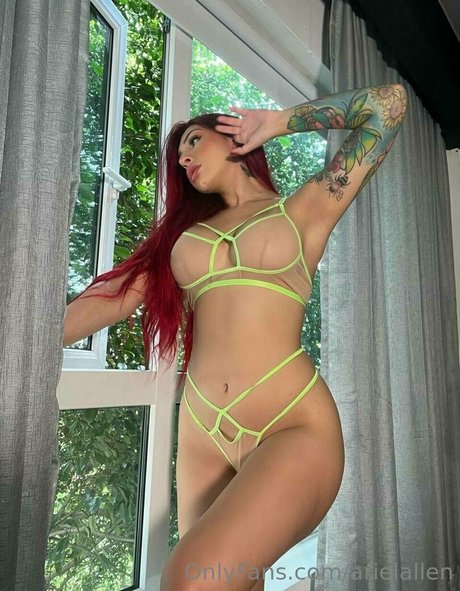 Foto desnuda filtrada de OnlyFans de Arielallen