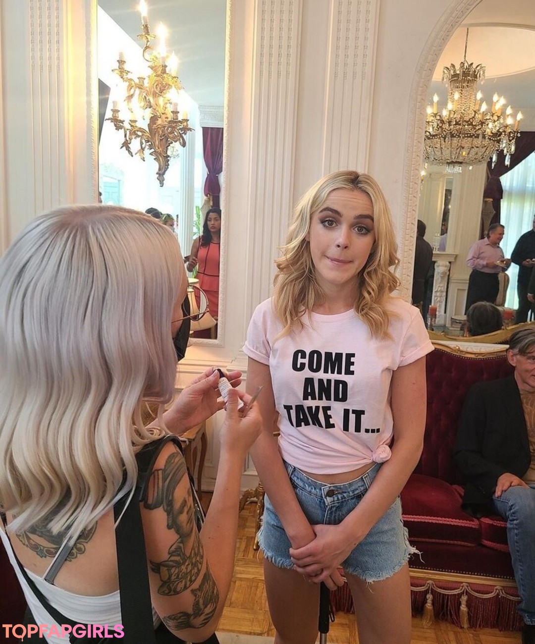 Foto desnuda filtrada de OnlyFans de Kiernan Shipka #1125