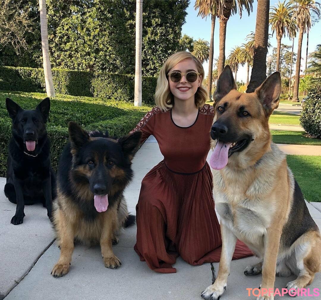 Foto desnuda filtrada de OnlyFans de Kiernan Shipka #1130