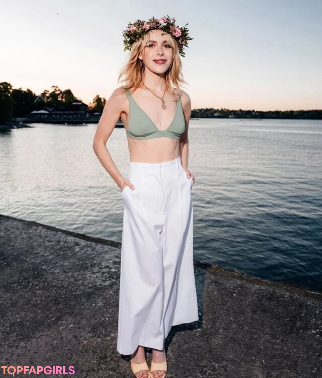 Foto desnuda filtrada de OnlyFans de Kiernan Shipka #1266