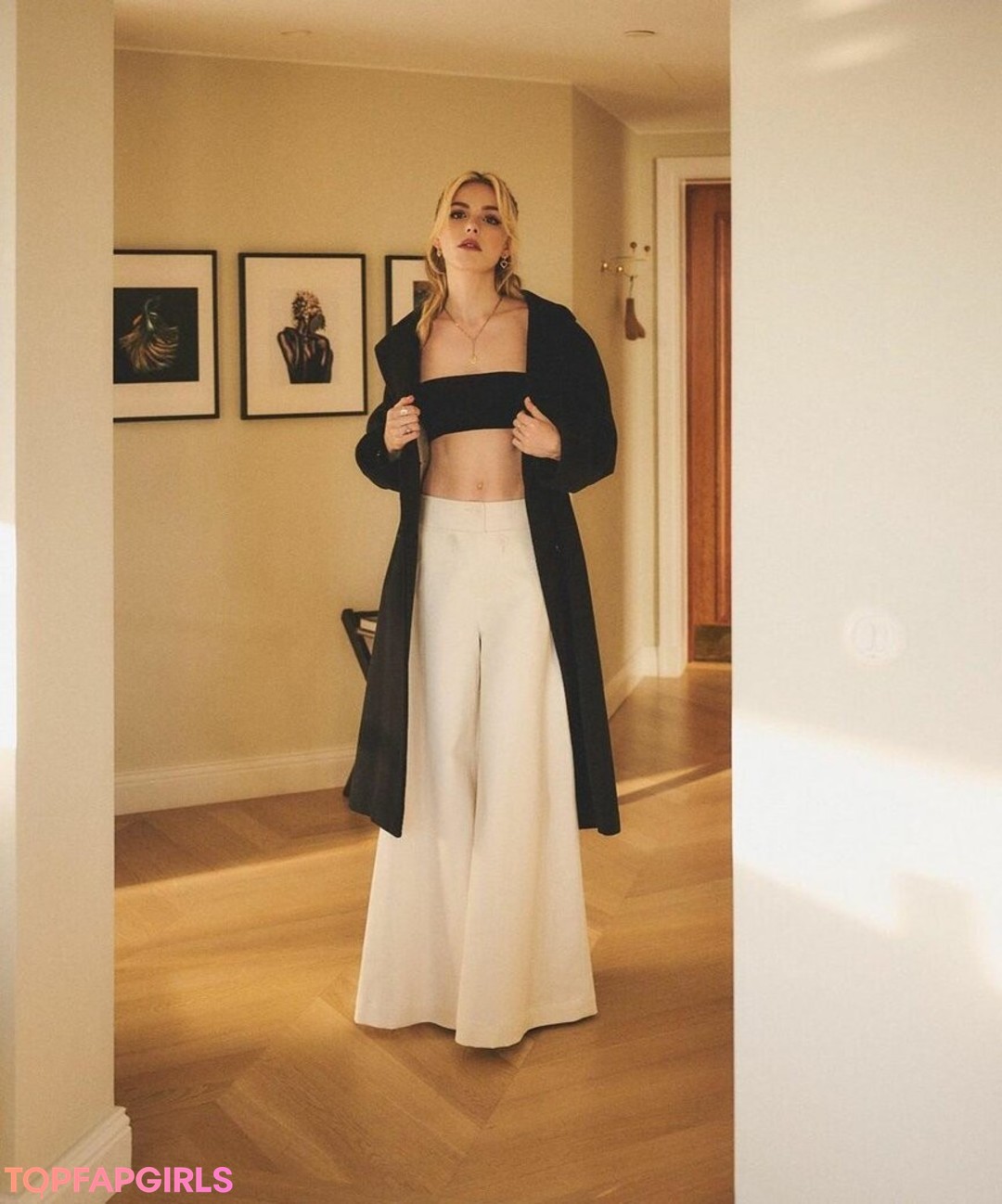 Foto desnuda filtrada de OnlyFans de Kiernan Shipka #1296