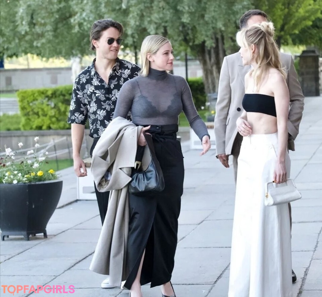 Foto desnuda filtrada de OnlyFans de Kiernan Shipka #1388 Foto desnuda filtrada de OnlyFans de Kiernan Shipka #1388