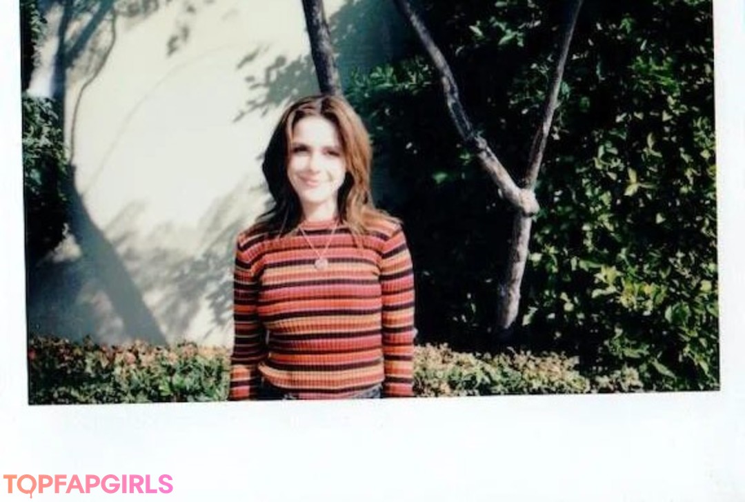 Foto desnuda filtrada de OnlyFans de Kiernan Shipka #1392