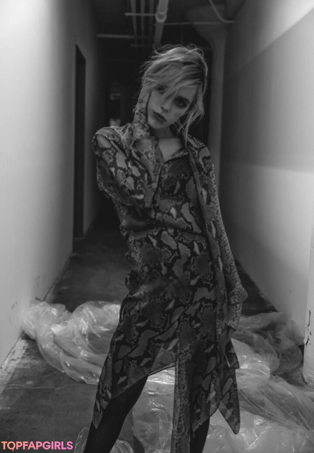 Foto desnuda filtrada de OnlyFans de Kiernan Shipka #1497 Foto desnuda filtrada de OnlyFans de Kiernan Shipka #1497