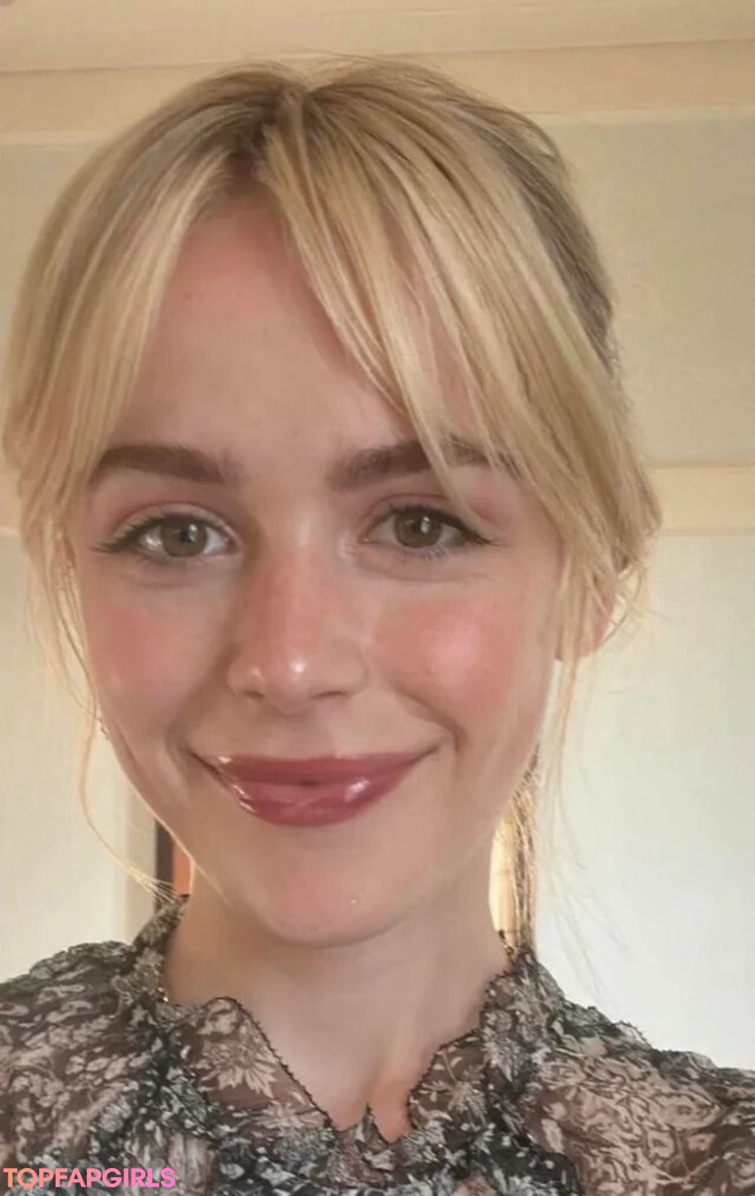 Foto desnuda filtrada de OnlyFans de Kiernan Shipka #1544 Foto desnuda filtrada de OnlyFans de Kiernan Shipka #1544