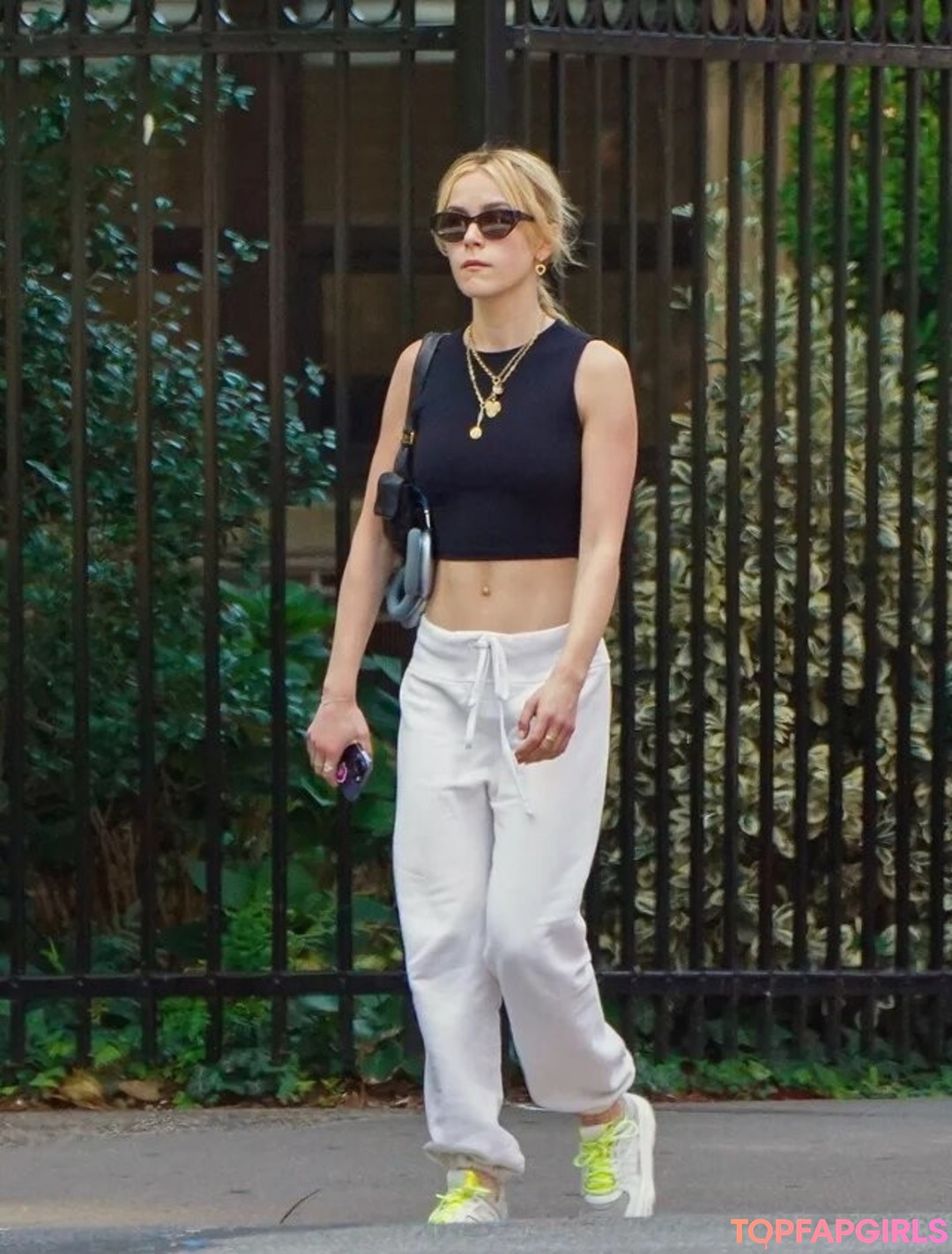 Foto desnuda filtrada de OnlyFans de Kiernan Shipka #1605