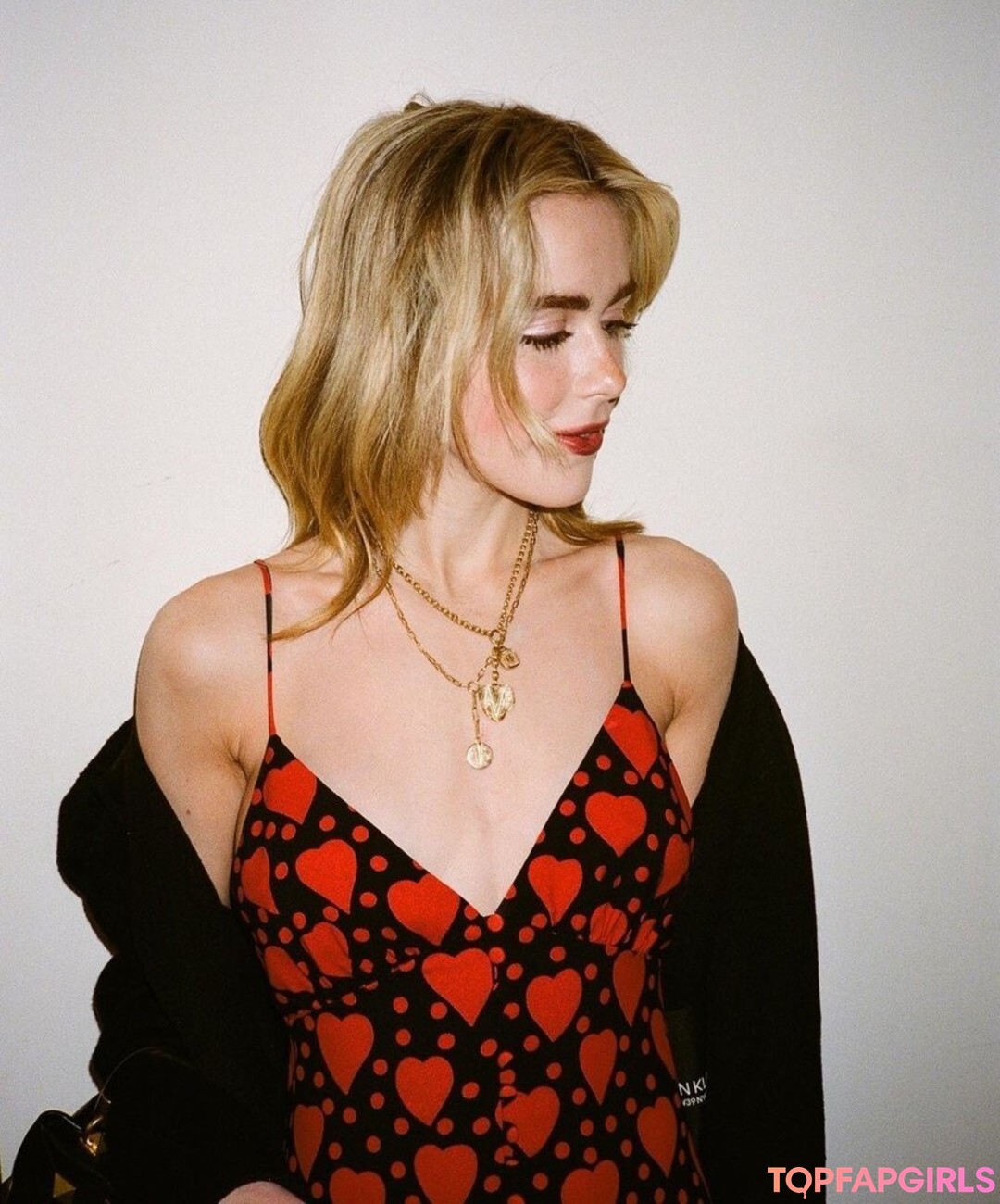 Foto desnuda filtrada de OnlyFans de Kiernan Shipka #141 Foto desnuda filtrada de OnlyFans de Kiernan Shipka #141