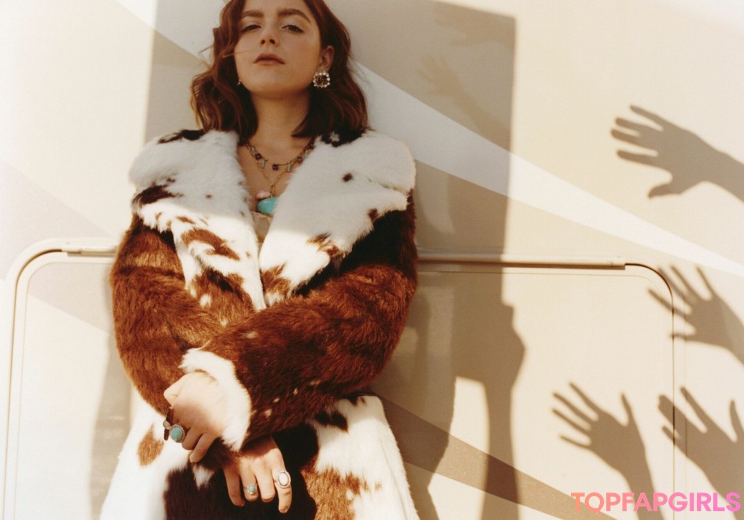 Foto desnuda filtrada de OnlyFans de Kiernan Shipka #430 Foto desnuda filtrada de OnlyFans de Kiernan Shipka #430