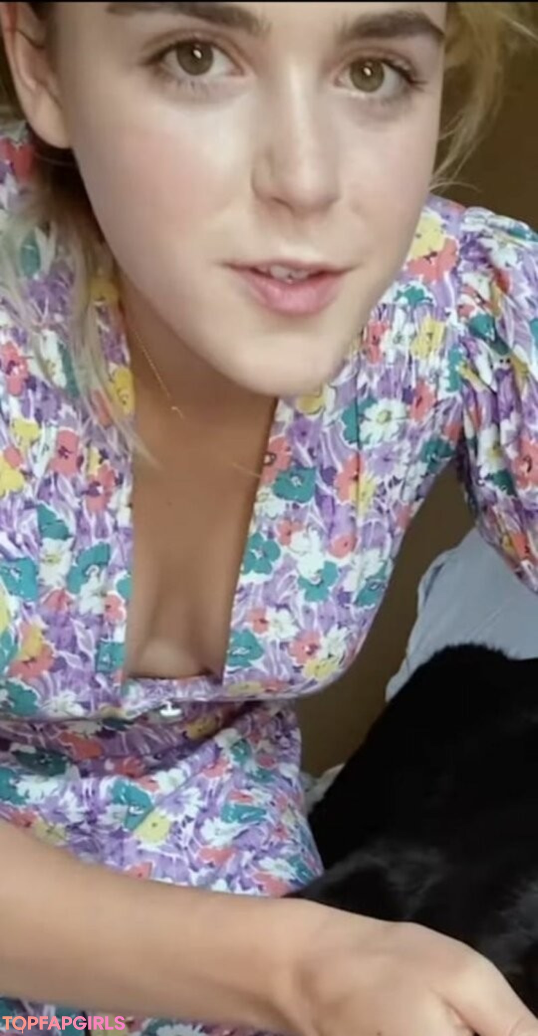 Foto desnuda filtrada de OnlyFans de Kiernan Shipka #450 Foto desnuda filtrada de OnlyFans de Kiernan Shipka #450