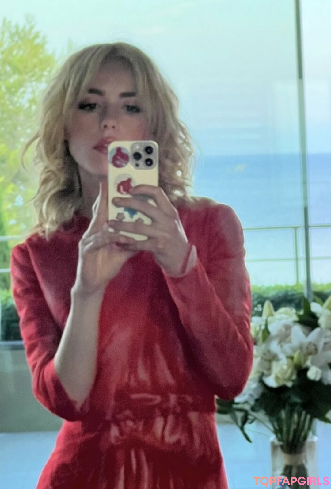 Foto desnuda filtrada de OnlyFans de Kiernan Shipka #465 Foto desnuda filtrada de OnlyFans de Kiernan Shipka #465