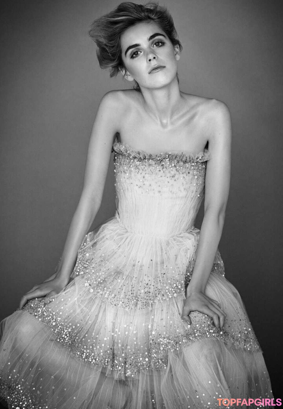 Foto desnuda filtrada de OnlyFans de Kiernan Shipka #604 Foto desnuda filtrada de OnlyFans de Kiernan Shipka #604