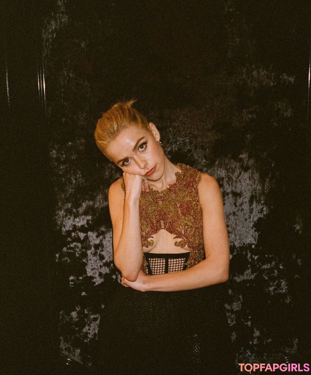 Foto desnuda filtrada de OnlyFans de Kiernan Shipka #741 Foto desnuda filtrada de OnlyFans de Kiernan Shipka #741