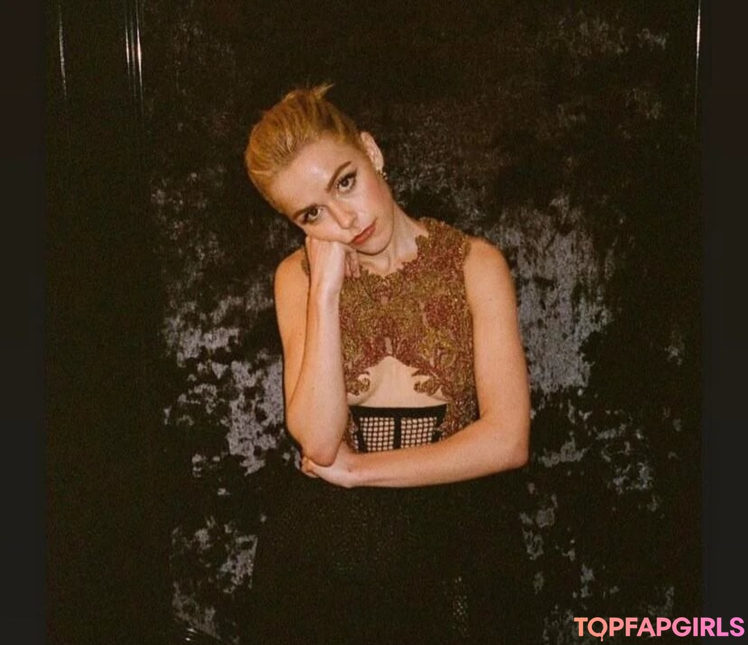 Foto desnuda filtrada de OnlyFans de Kiernan Shipka #743 Foto desnuda filtrada de OnlyFans de Kiernan Shipka #743