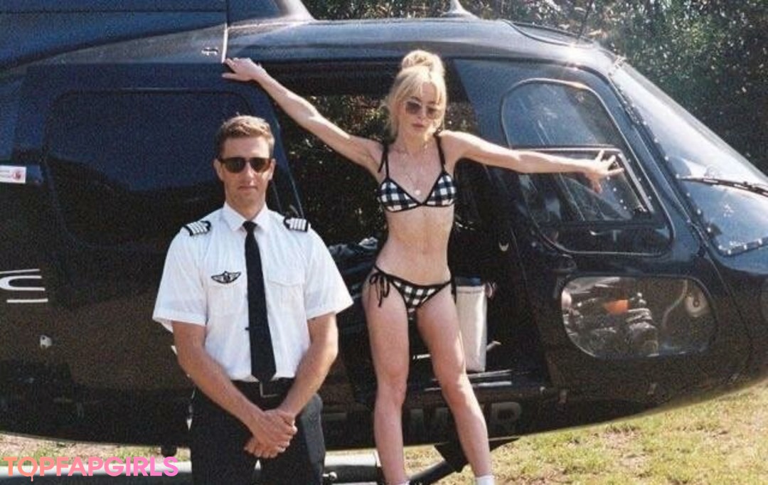 Foto desnuda filtrada de OnlyFans de Kiernan Shipka #877 Foto desnuda filtrada de OnlyFans de Kiernan Shipka #877
