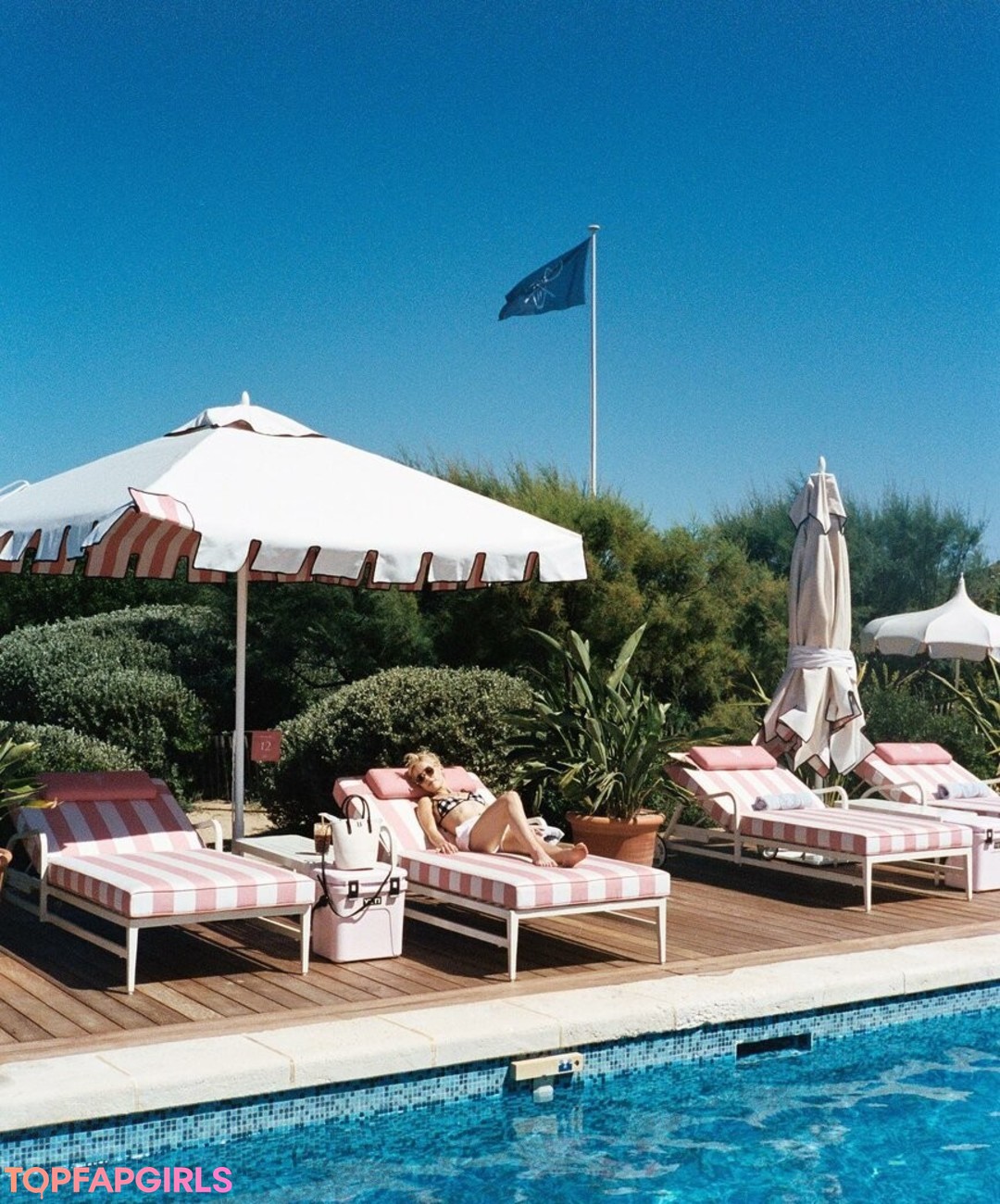 Foto desnuda filtrada de OnlyFans de Kiernan Shipka #962 Foto desnuda filtrada de OnlyFans de Kiernan Shipka #962