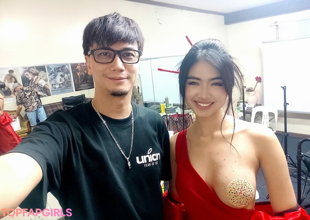 Foto desnuda filtrada de OnlyFans de Azi Acosta #12 Foto desnuda filtrada de OnlyFans de Azi Acosta #12