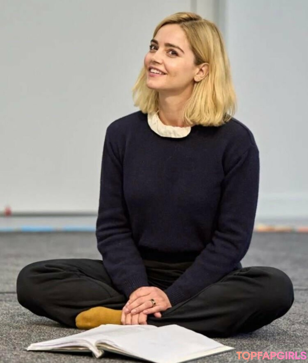 Foto desnuda filtrada de OnlyFans de Jenna Coleman #92 Foto desnuda filtrada de OnlyFans de Jenna Coleman #92